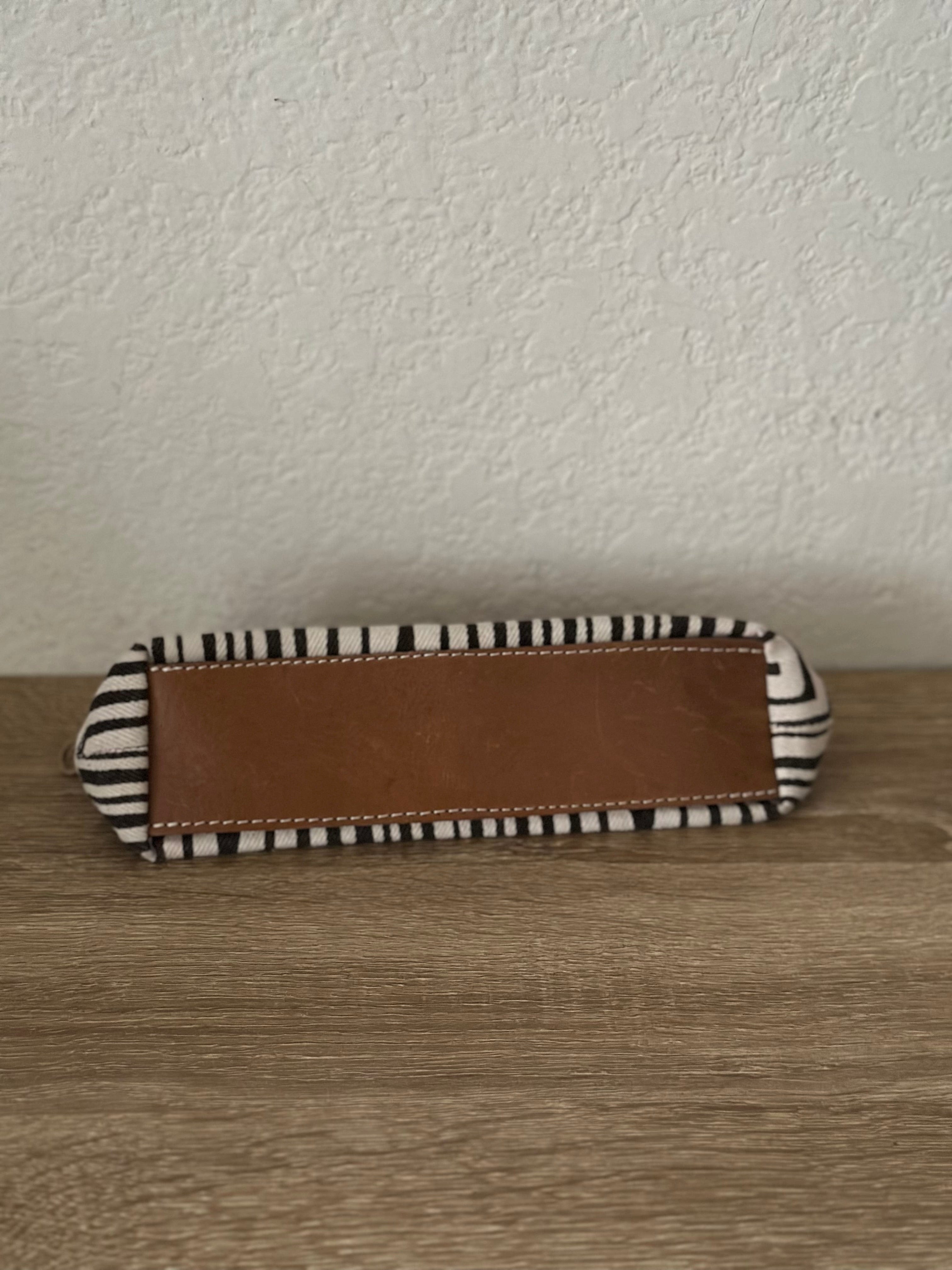 ShopYego Bags Geo Black and White Sebeta Pencase