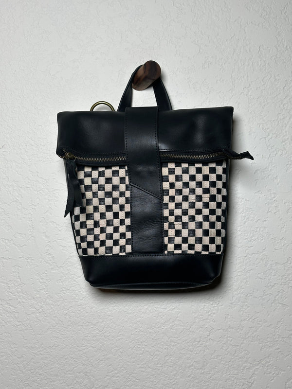 Omo Backpack - Stone and Salt