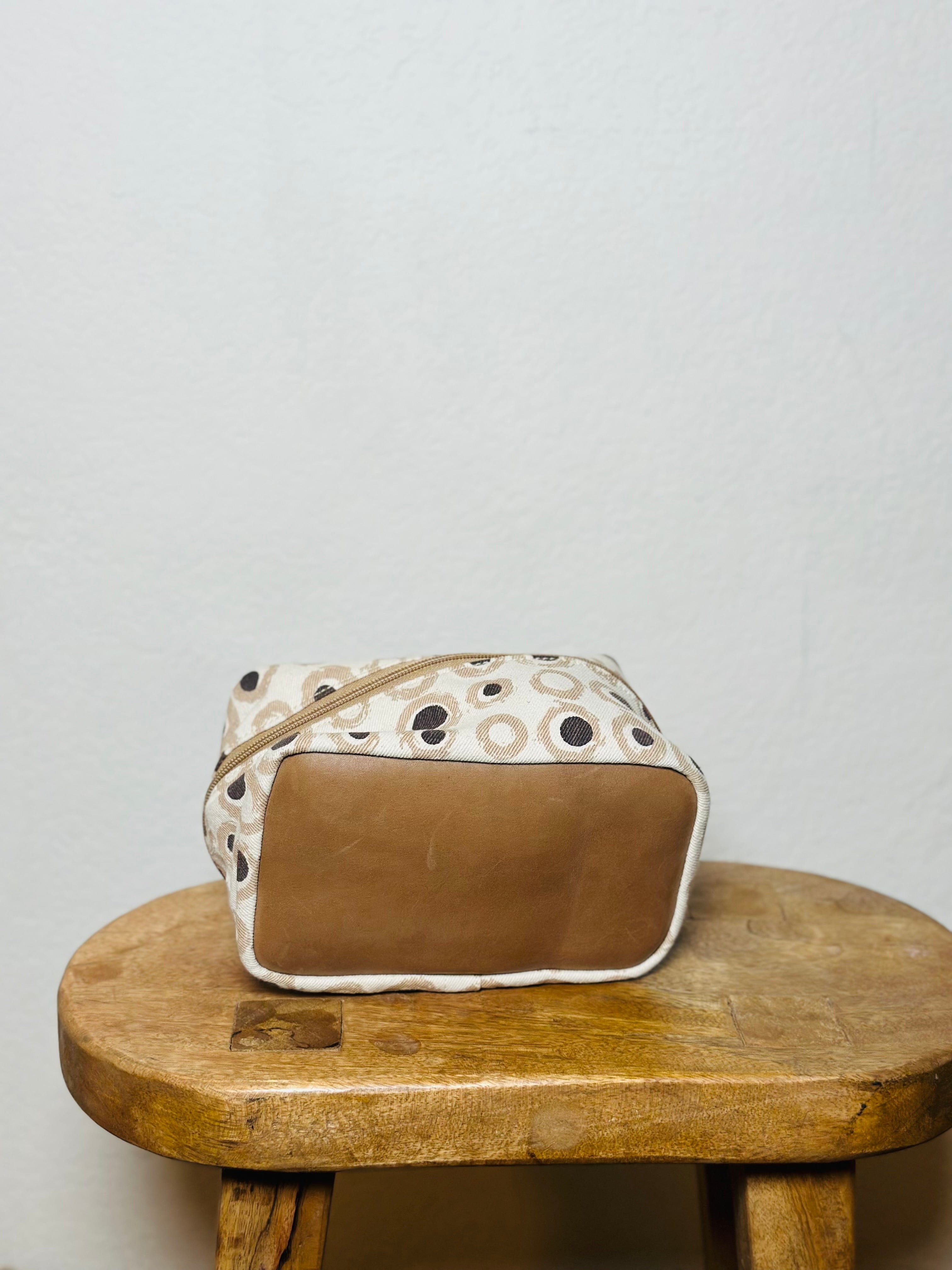 ShopYego Bags Tan Circles Alamata Makeup Bag