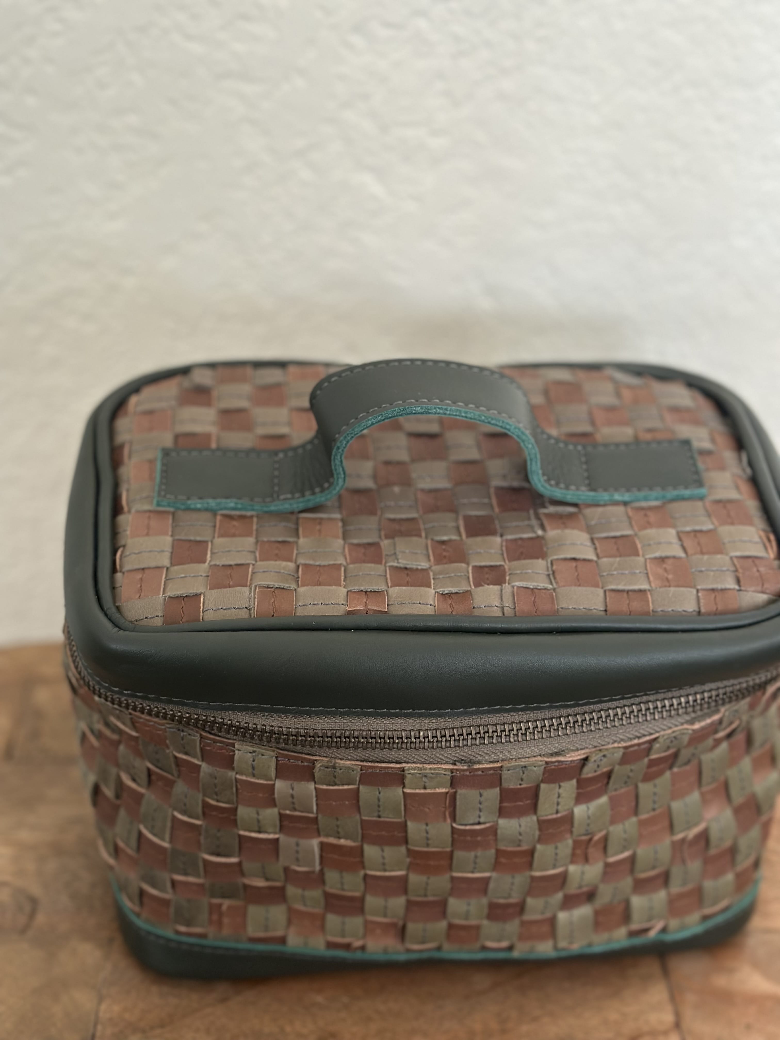 ShopYego Bags Terra Verde Kobo Leather Essentials Case
