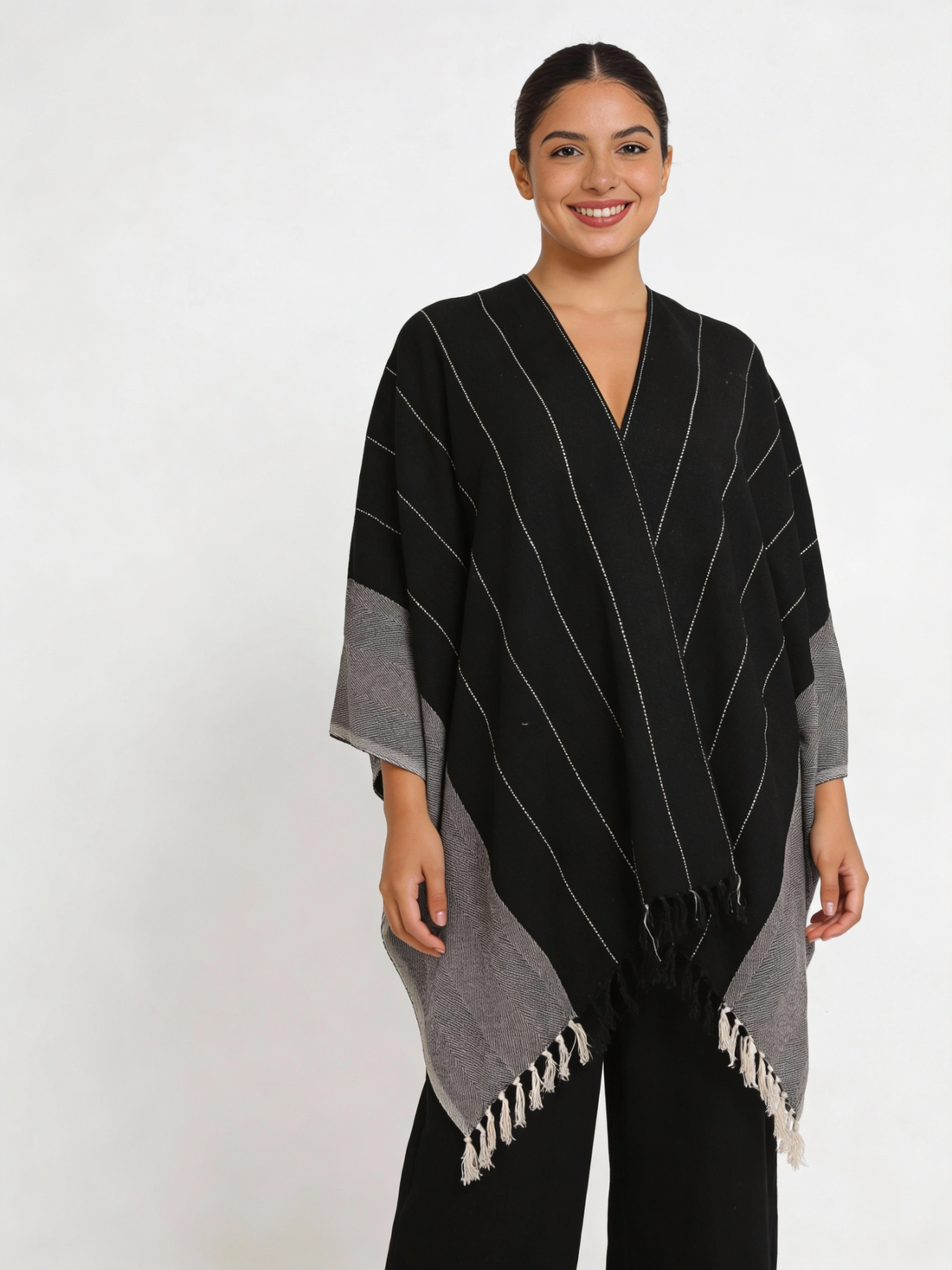 ShopYego Top Soft Obsidian Mekdi Kimono - Soft Obsidian